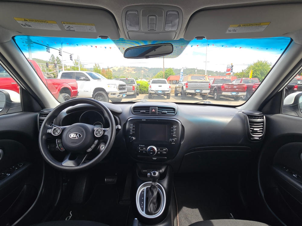 Thumbnail: 2018 Kia Soul - 11
