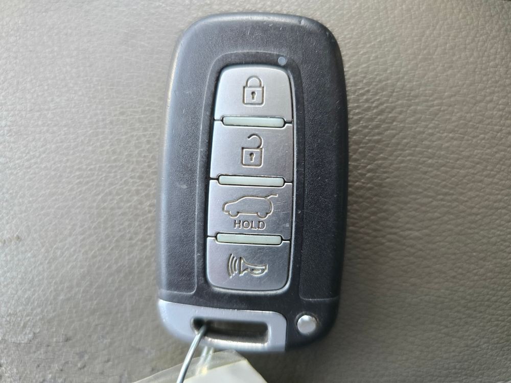 Thumbnail: 2011 Kia Sportage - 16