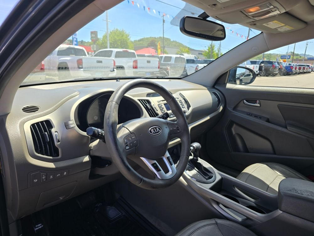 Thumbnail: 2011 Kia Sportage - 2