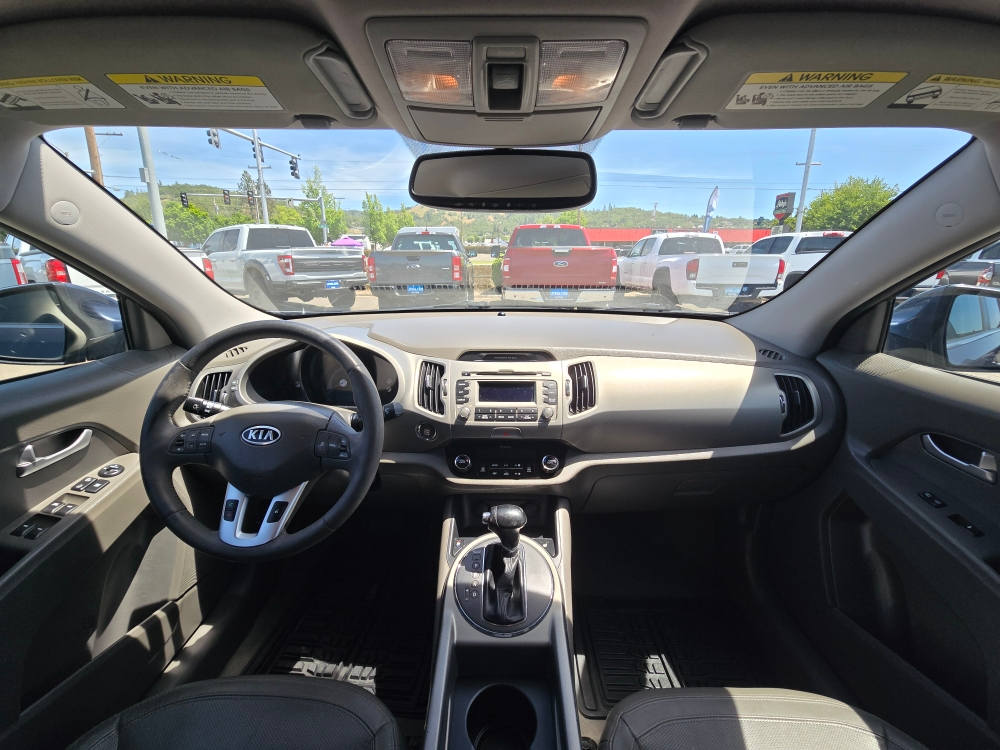 Thumbnail: 2011 Kia Sportage - 12