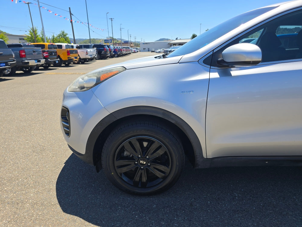 Thumbnail: 2019 Kia Sportage - 7