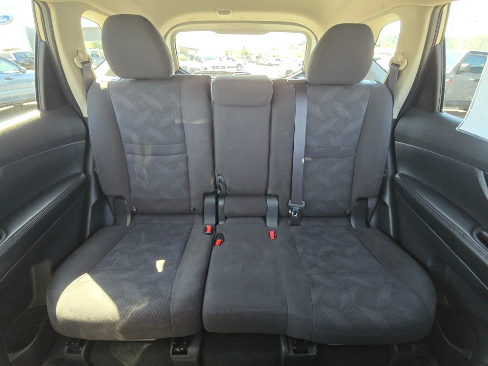 Thumbnail: 2016 Nissan Rogue - 19