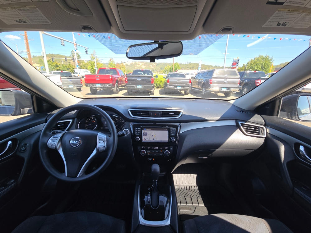 Thumbnail: 2016 Nissan Rogue - 11