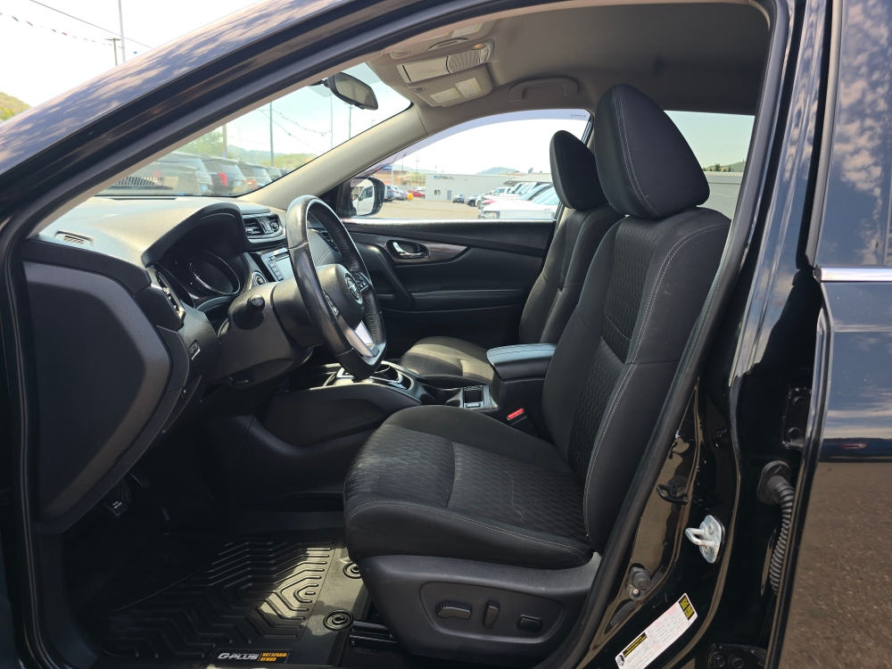 Thumbnail: 2018 Nissan Rogue - 9