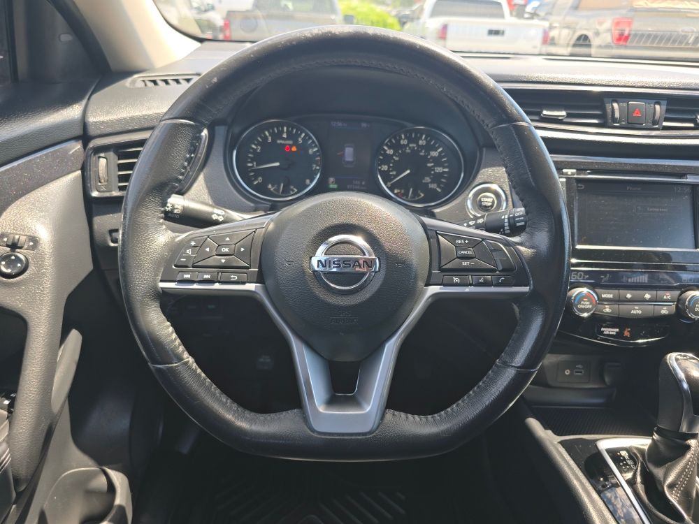 Thumbnail: 2018 Nissan Rogue - 8