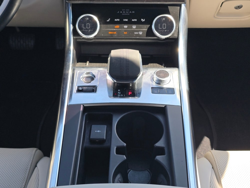 Thumbnail: 2021 Jaguar XF - 14