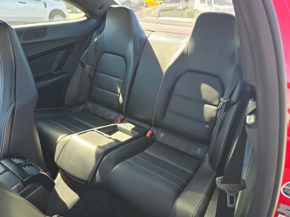 Thumbnail: 2014 Mercedes-Benz C-Class - 11