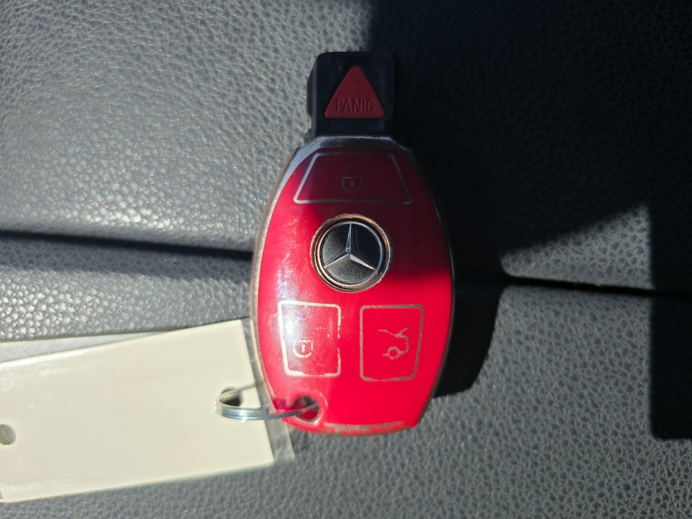 Thumbnail: 2014 Mercedes-Benz C-Class - 15