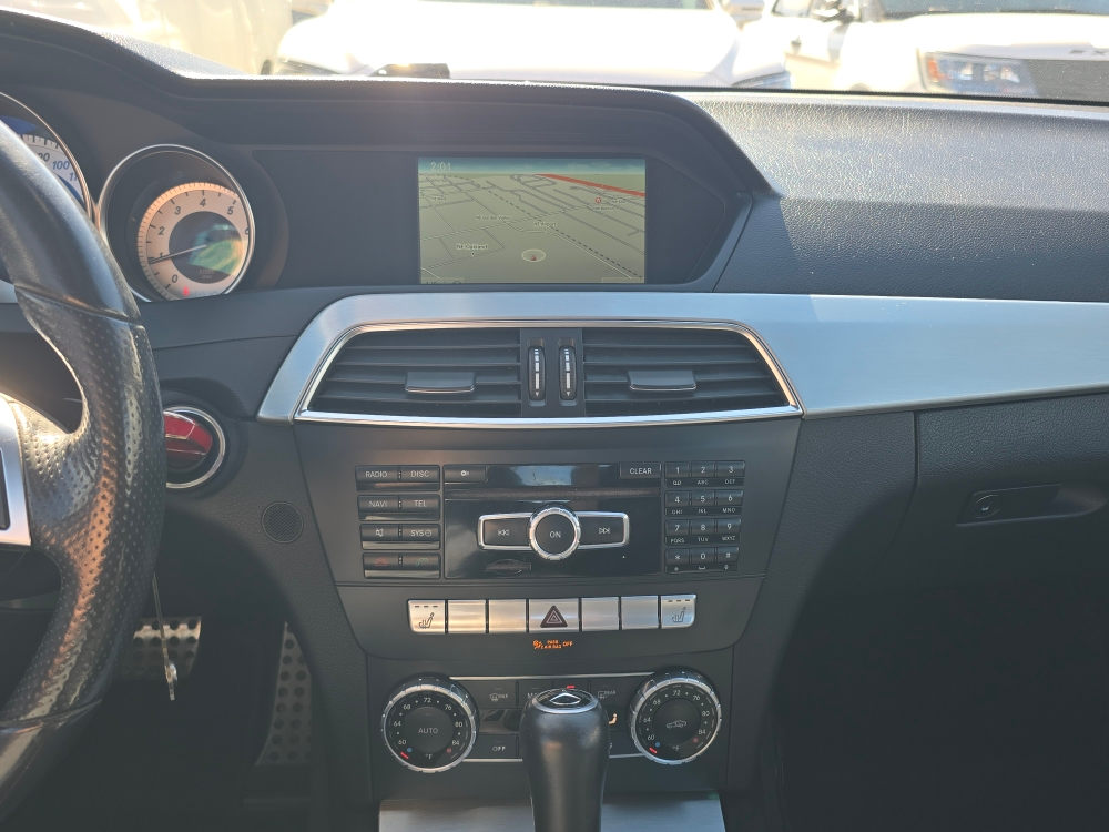 Thumbnail: 2014 Mercedes-Benz C-Class - 13