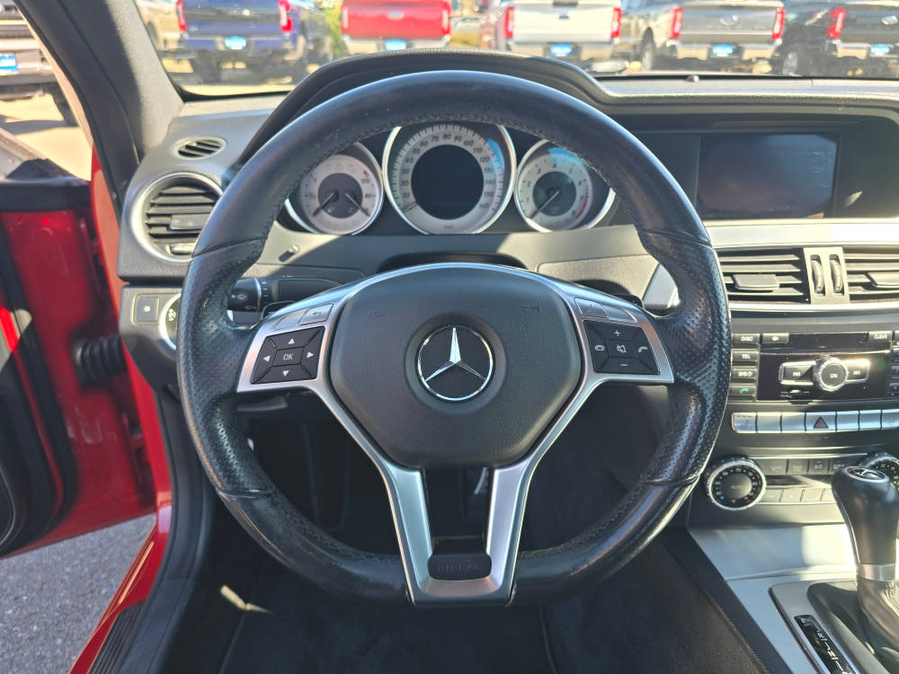 Thumbnail: 2014 Mercedes-Benz C-Class - 12