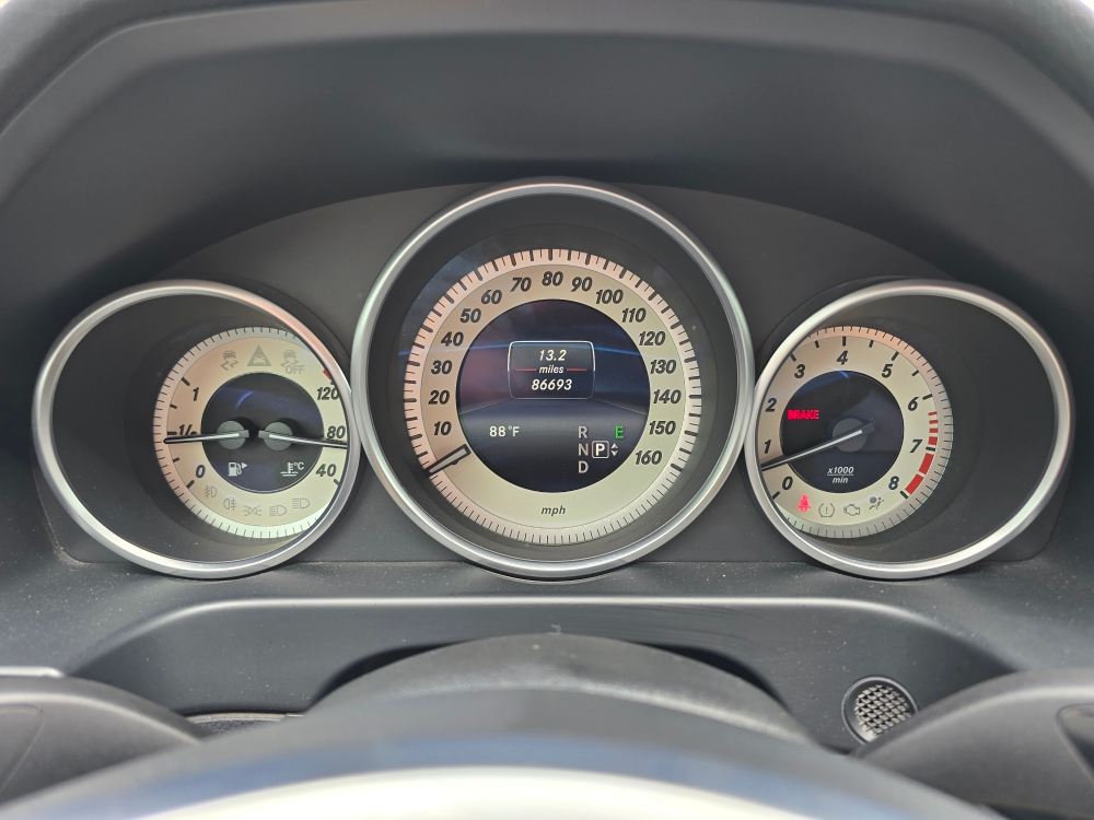 Thumbnail: 2015 Mercedes-Benz E-Class - 13