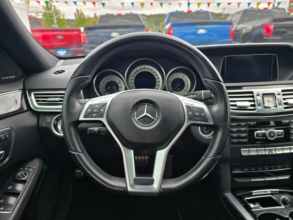 Thumbnail: 2015 Mercedes-Benz E-Class - 7