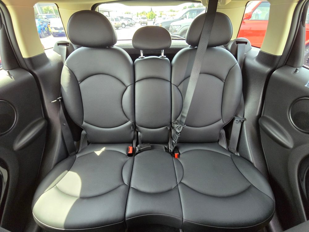 Thumbnail: 2015 MINI Cooper Countryman - 18