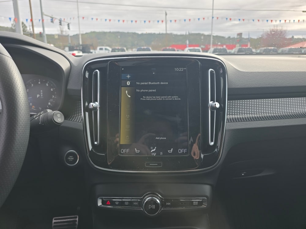 Thumbnail: 2019 Volvo XC40 - 12