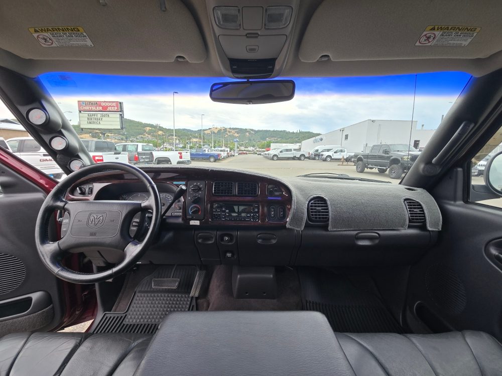 2001 Dodge Ram Pickup ST - Photo 13