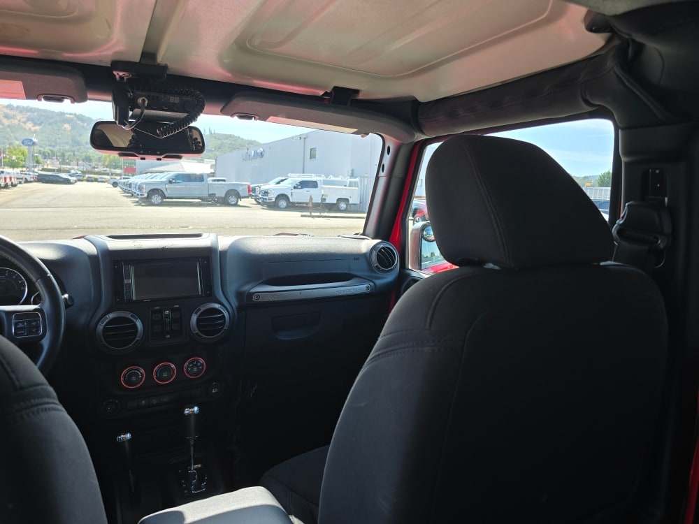 Thumbnail: 2018 Jeep Wrangler - 12