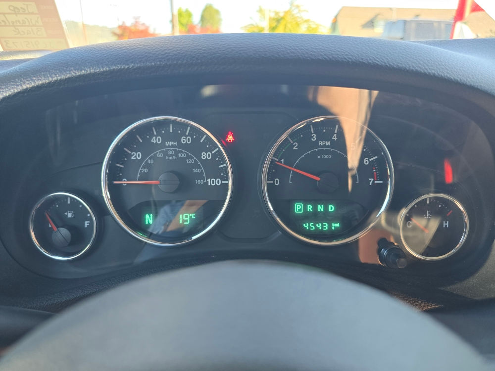 Thumbnail: 2018 Jeep Wrangler - 14