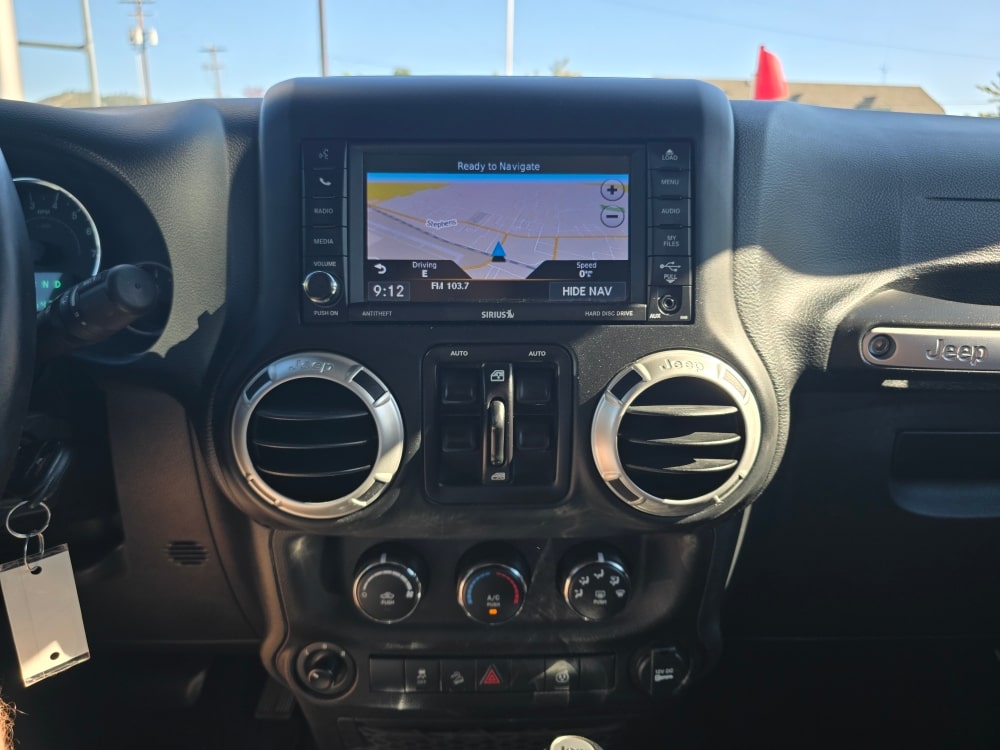 Thumbnail: 2018 Jeep Wrangler - 12