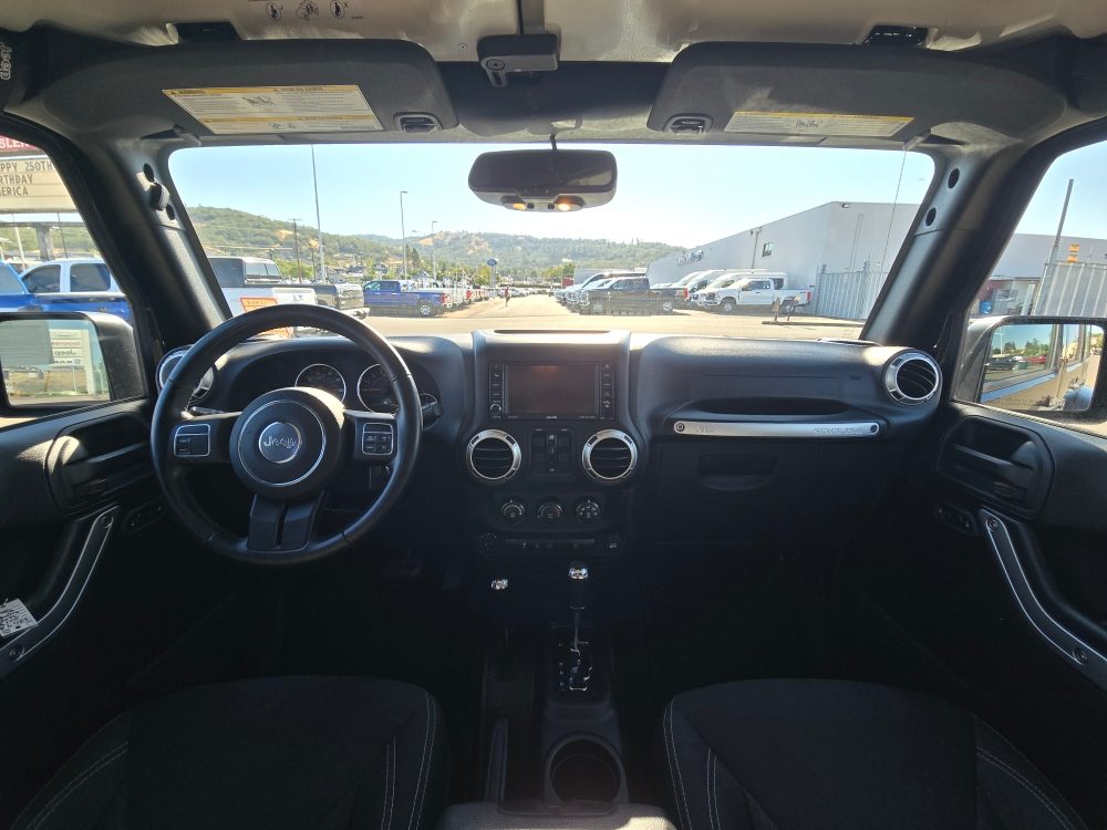 Thumbnail: 2018 Jeep Wrangler - 11