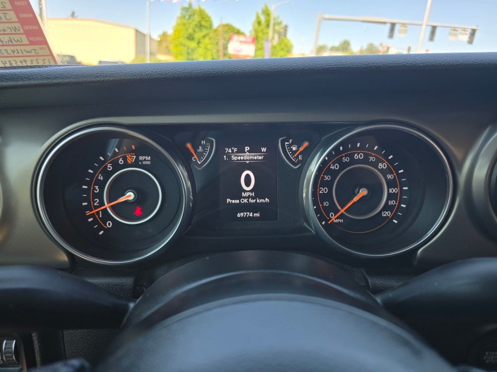 Thumbnail: 2018 Jeep Wrangler - 13
