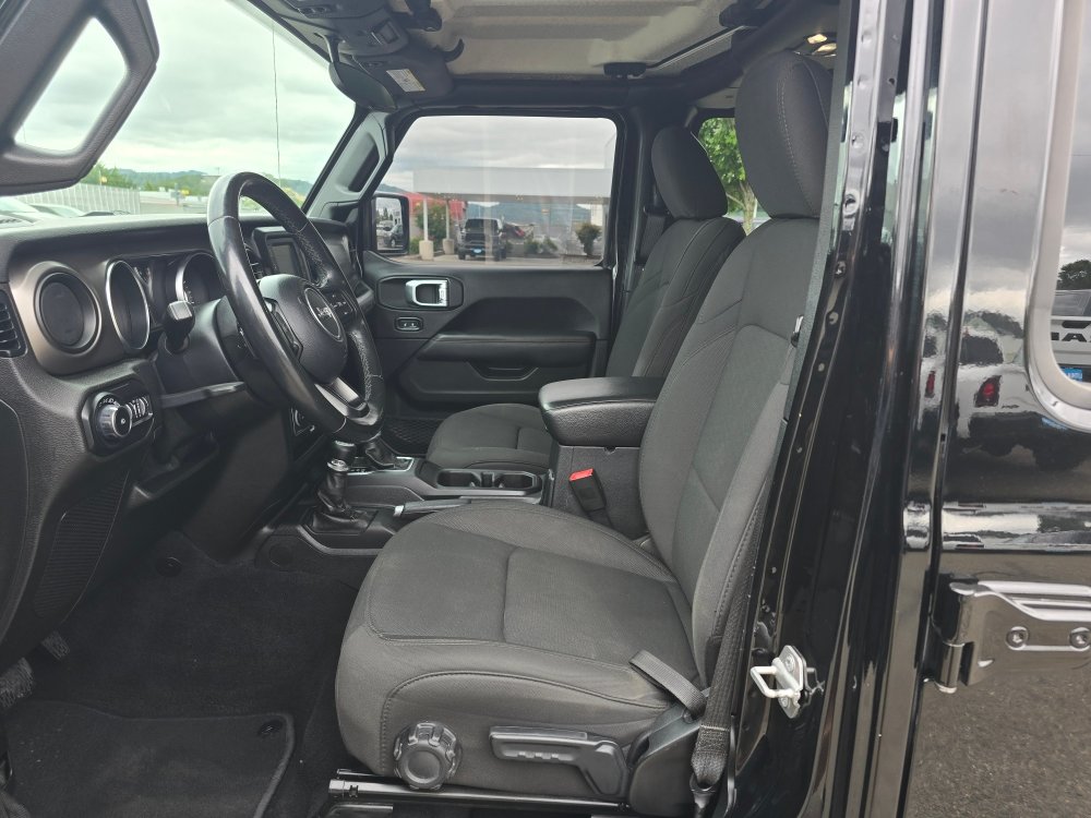 Thumbnail: 2020 Jeep Wrangler - 8