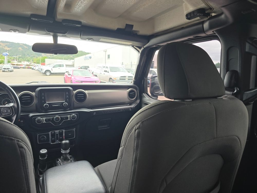 Thumbnail: 2020 Jeep Wrangler - 9