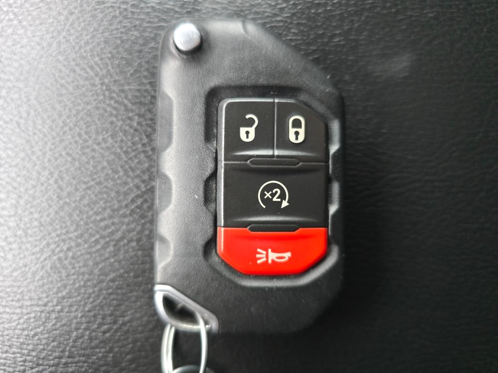 Thumbnail: 2021 Jeep Wrangler - 15