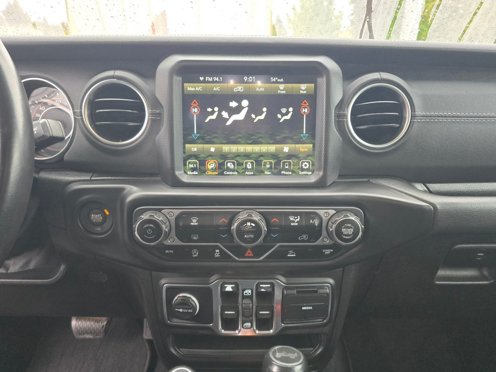 Thumbnail: 2021 Jeep Wrangler - 12
