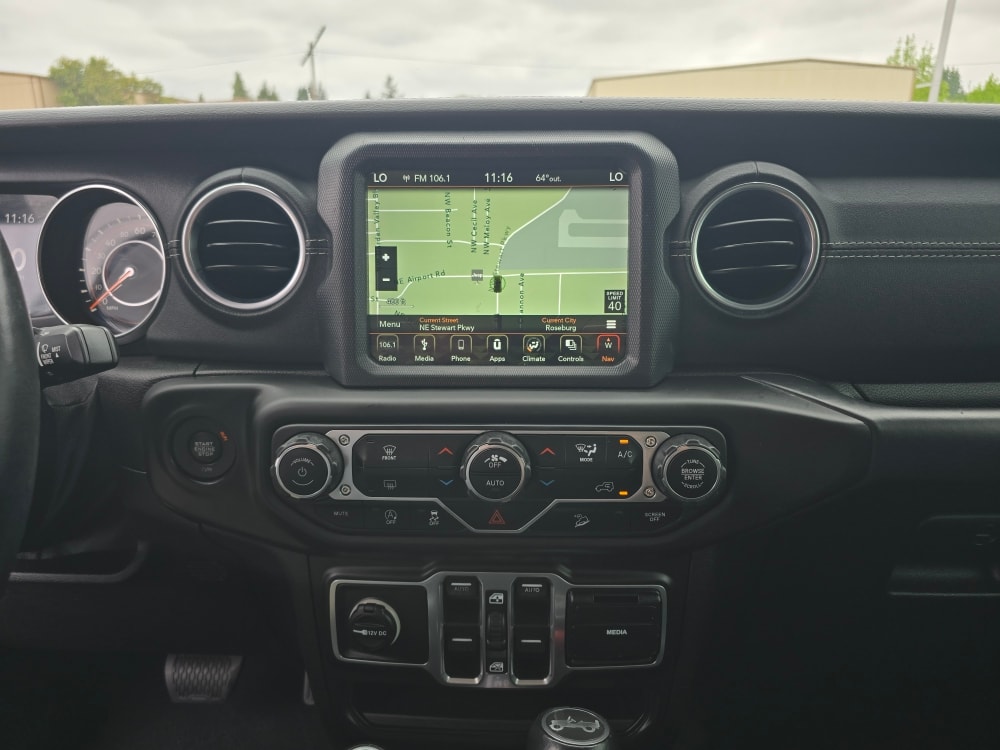 Thumbnail: 2018 Jeep Wrangler - 12