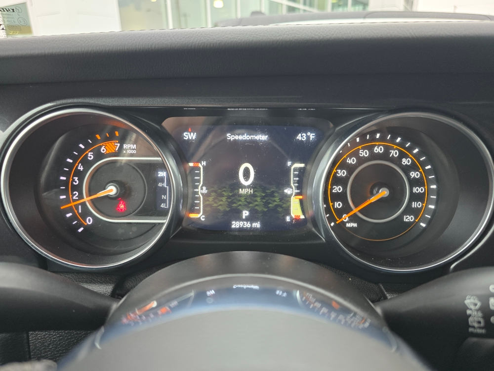 Thumbnail: 2021 Jeep Wrangler - 14