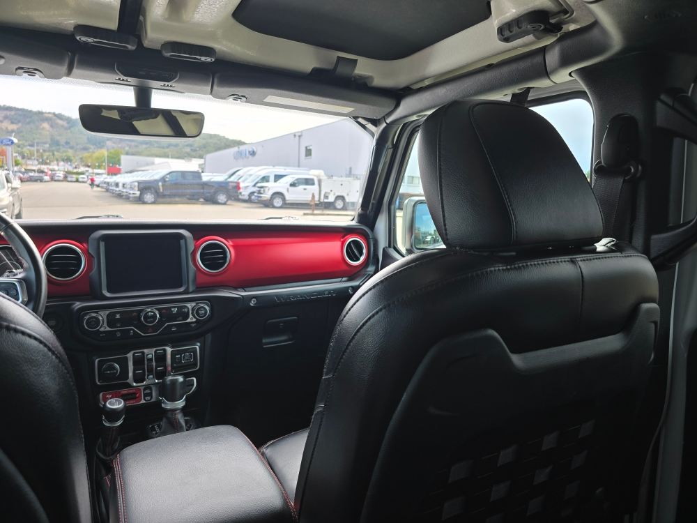 Thumbnail: 2021 Jeep Wrangler - 18
