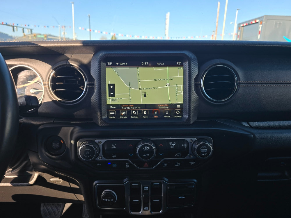Thumbnail: 2022 Jeep Wrangler - 12