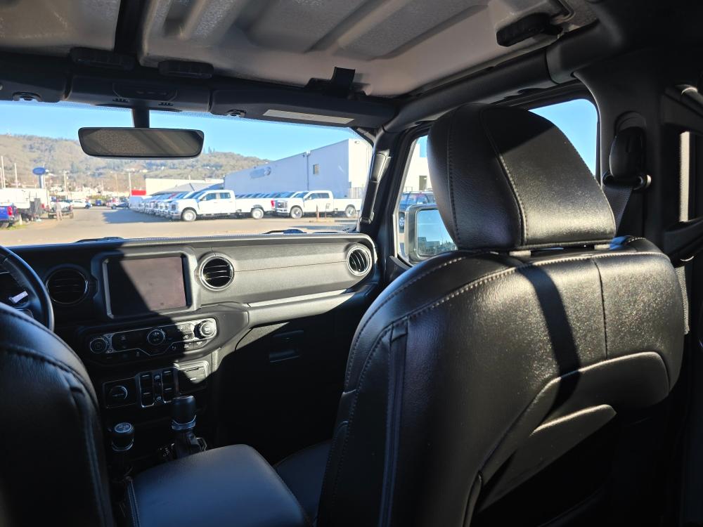Thumbnail: 2022 Jeep Wrangler - 9