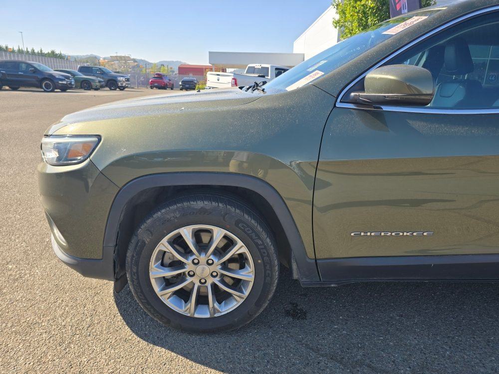 Thumbnail: 2020 Jeep Cherokee - 4