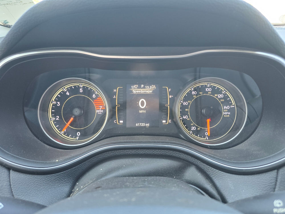 Thumbnail: 2020 Jeep Cherokee - 14