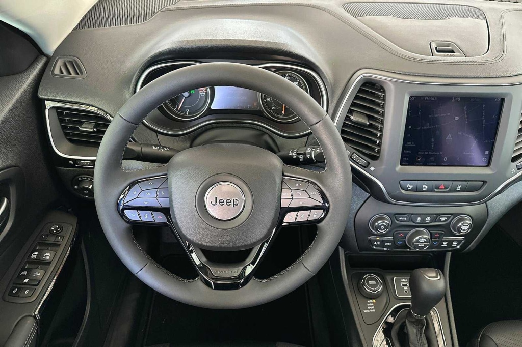 2023 Jeep Cherokee Altitude Lux 15