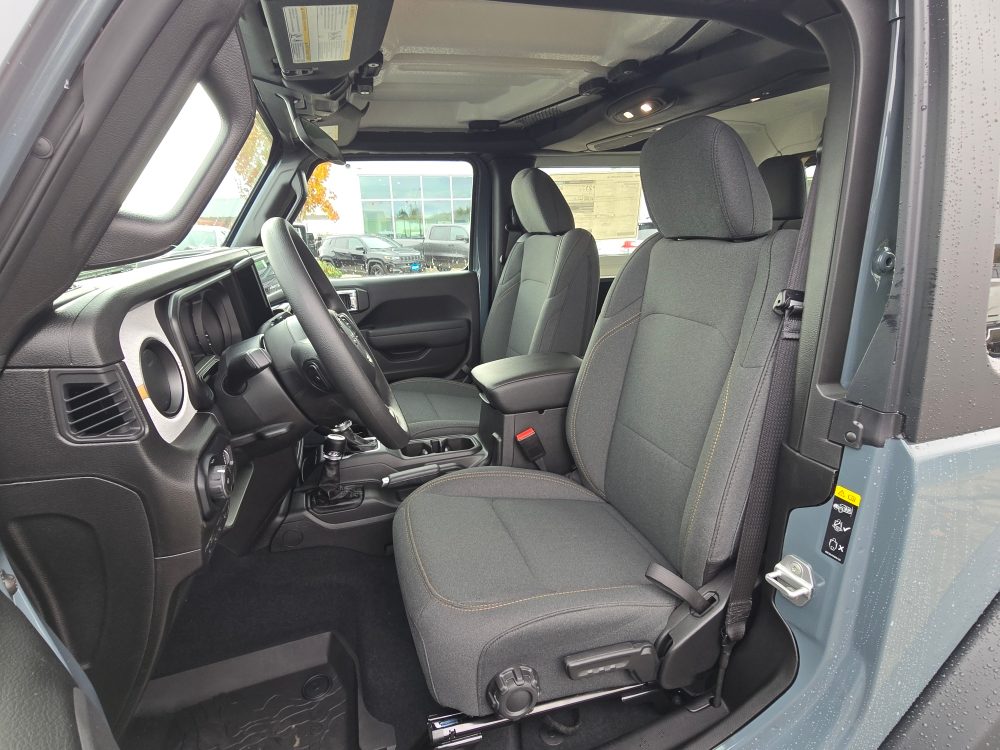 Thumbnail: 2026 Jeep Wrangler - 9