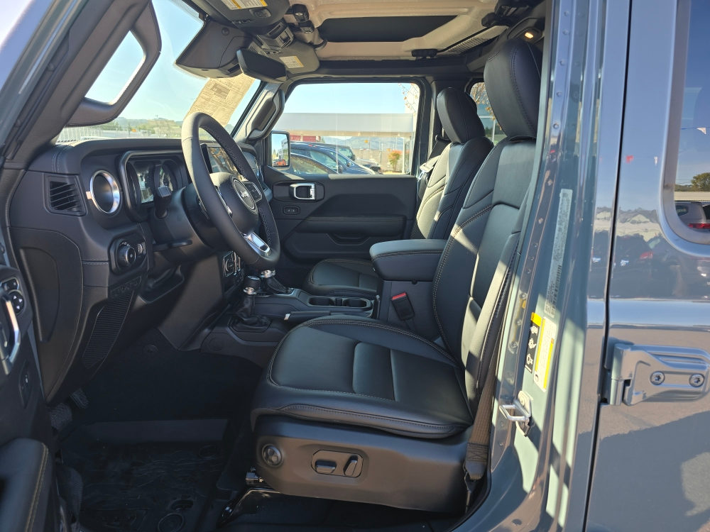 Thumbnail: 2026 Jeep Wrangler - 8