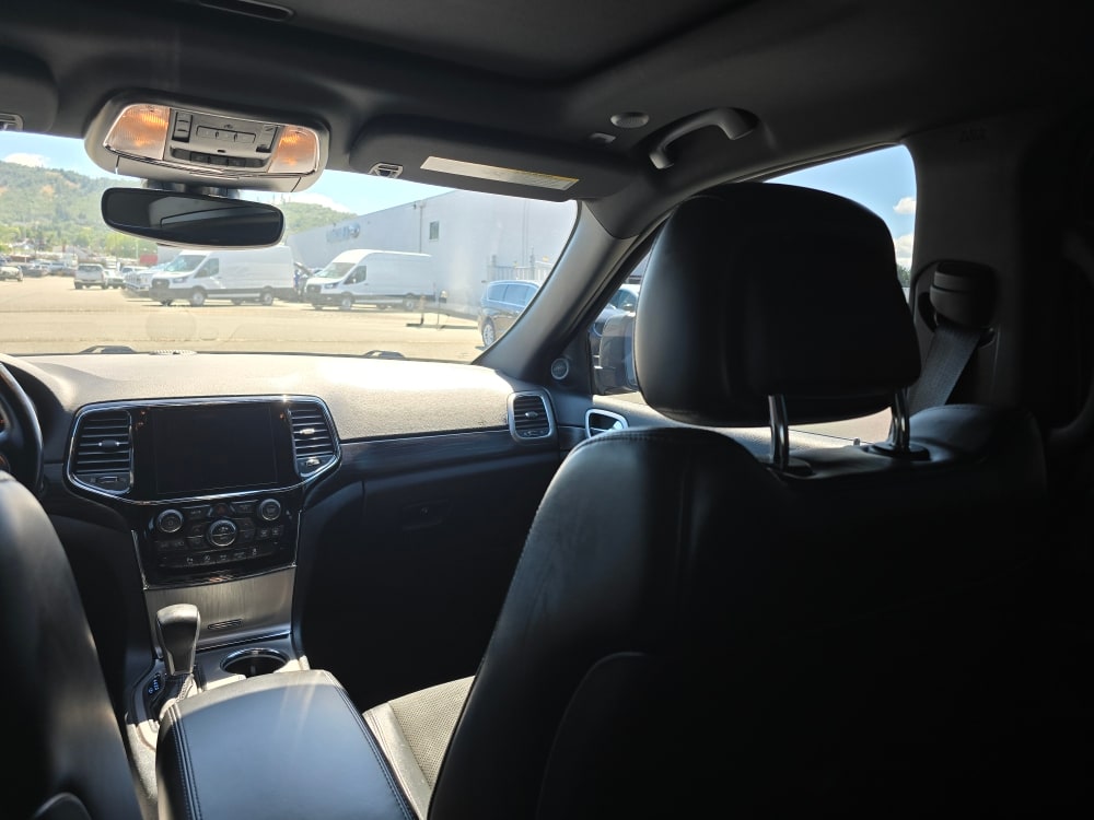 Thumbnail: 2019 Jeep Grand Cherokee - 19