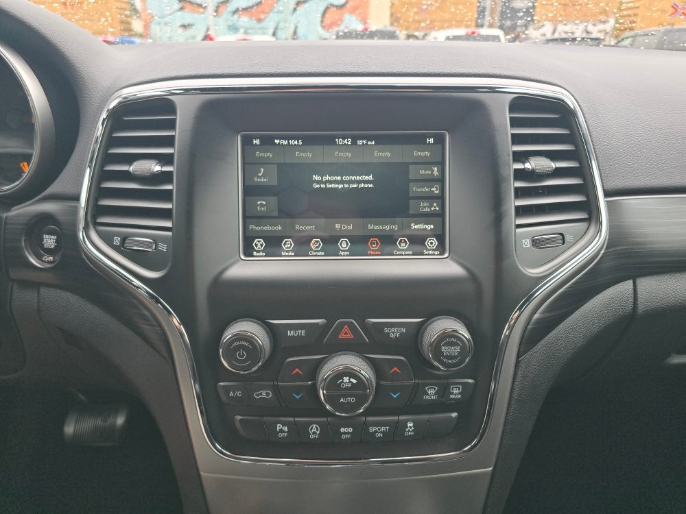 Thumbnail: 2020 Jeep Grand Cherokee - 12