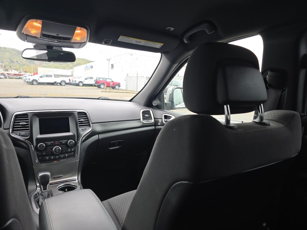 Thumbnail: 2020 Jeep Grand Cherokee - 19