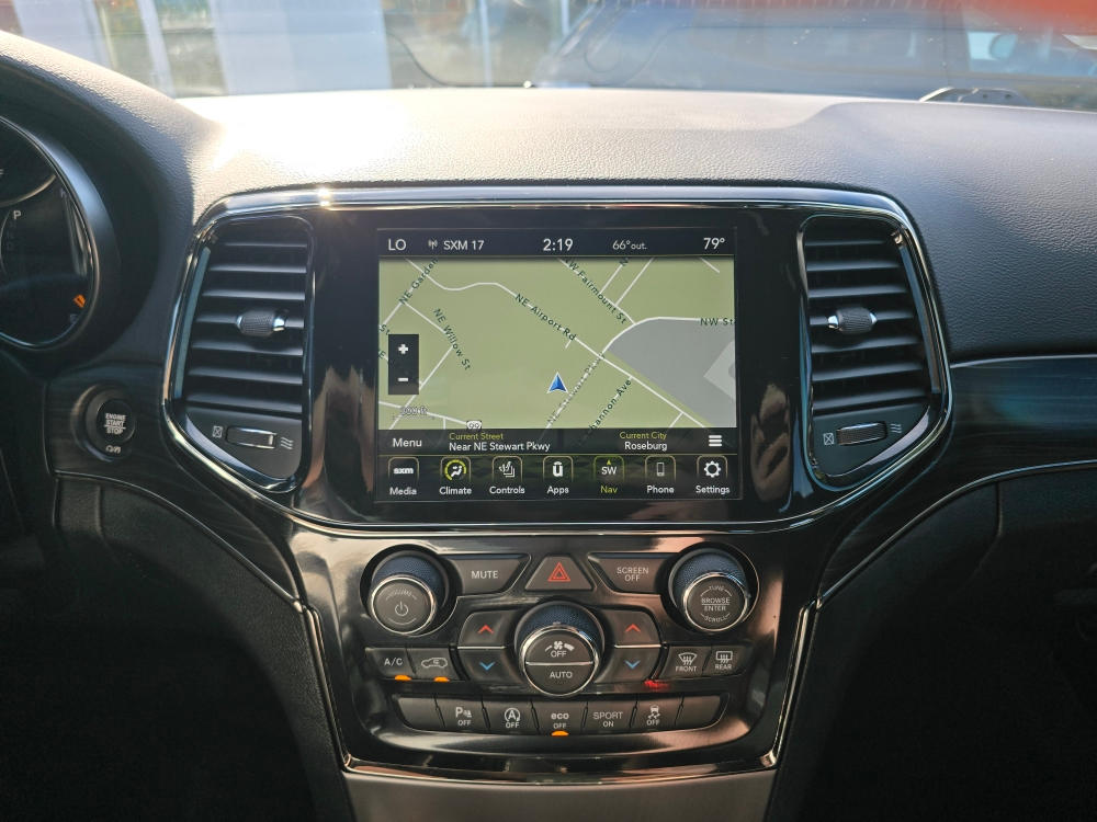 Thumbnail: 2021 Jeep Grand Cherokee - 11