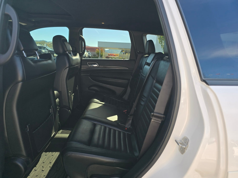 Thumbnail: 2021 Jeep Grand Cherokee - 18