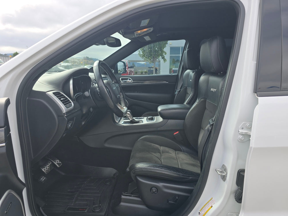 Thumbnail: 2020 Jeep Grand Cherokee - 8