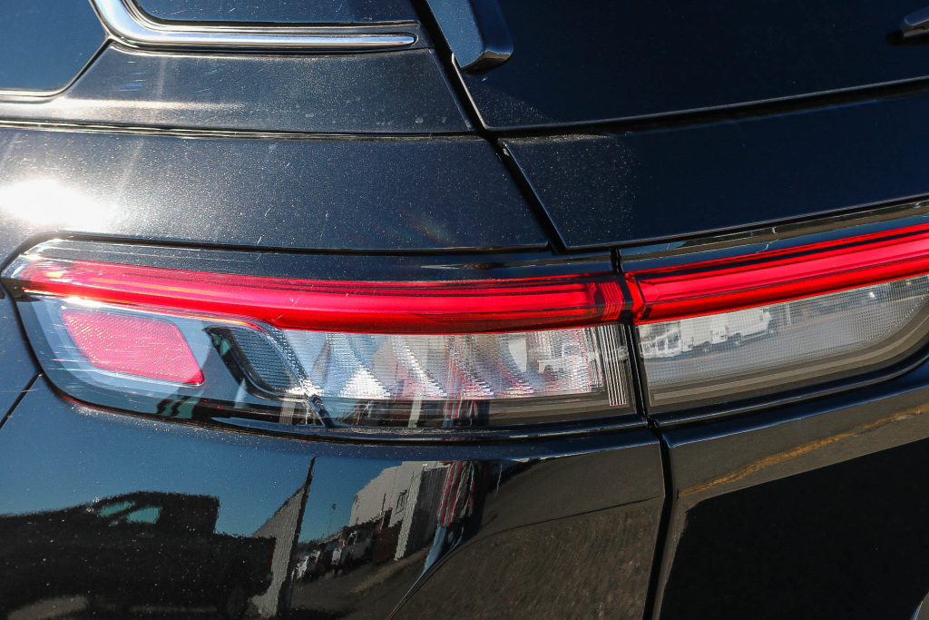 2023 Jeep Grand Cherokee Laredo 22