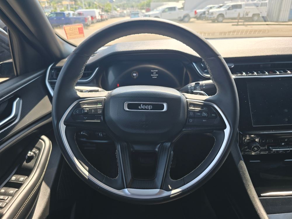 Thumbnail: 2023 Jeep Grand Cherokee - 7