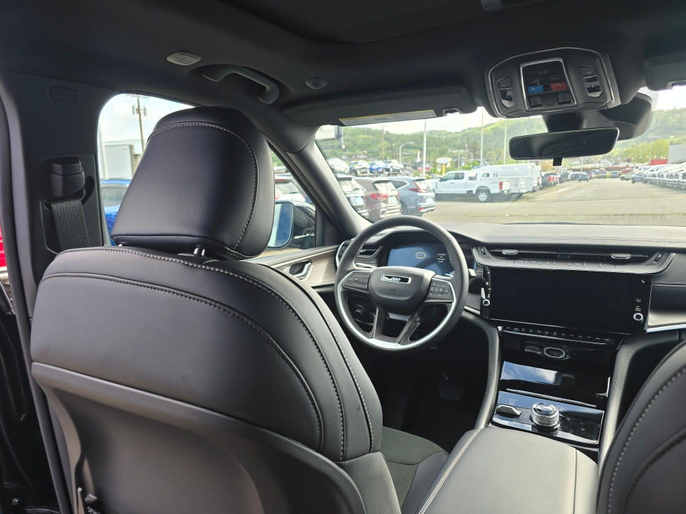 Thumbnail: 2026 Jeep Grand Cherokee - 2
