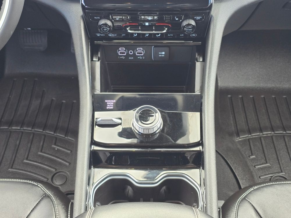 Thumbnail: 2023 Jeep Grand Cherokee - 13