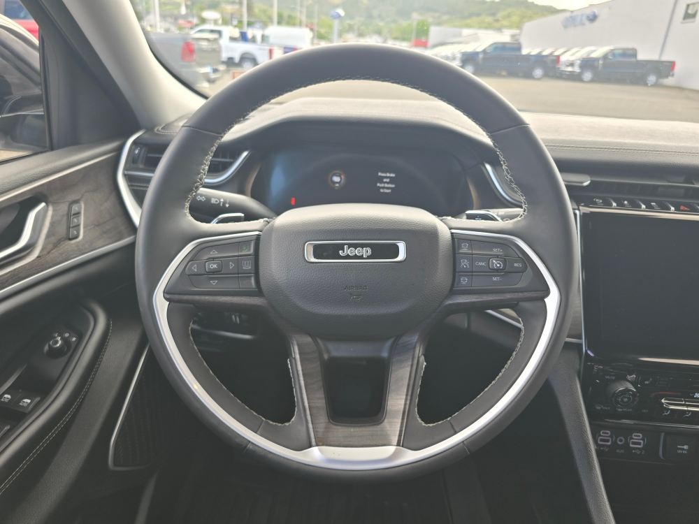 Thumbnail: 2023 Jeep Grand Cherokee - 7