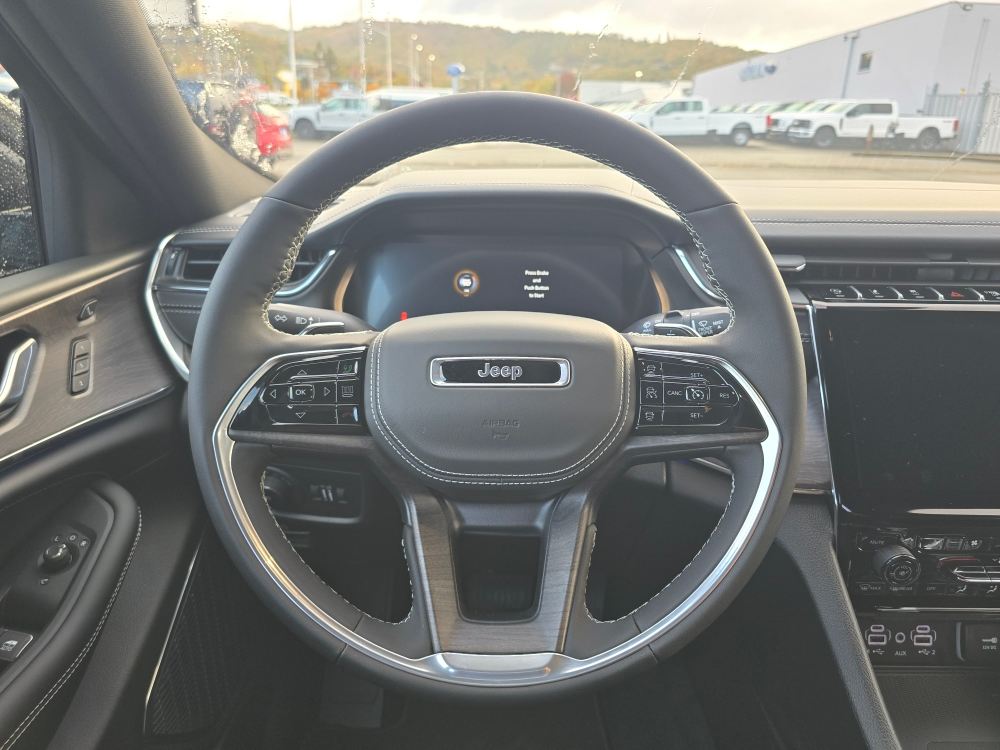 Thumbnail: 2025 Jeep Grand Cherokee - 7